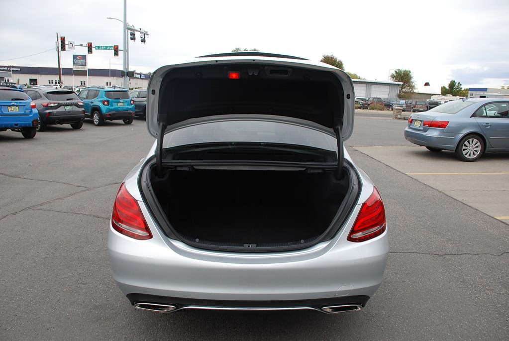 2016 Mercedes-Benz C-Class Image 20