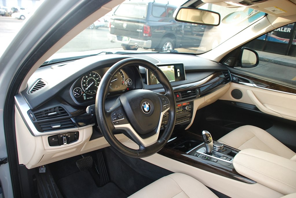 2016 BMW X5 Image 12