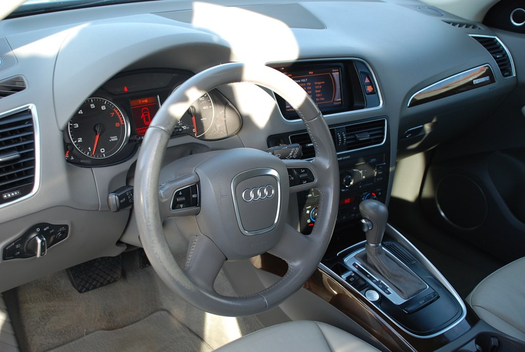 2012 Audi Q5 Image 11