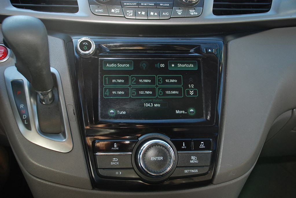 2016 Honda Odyssey Image 17