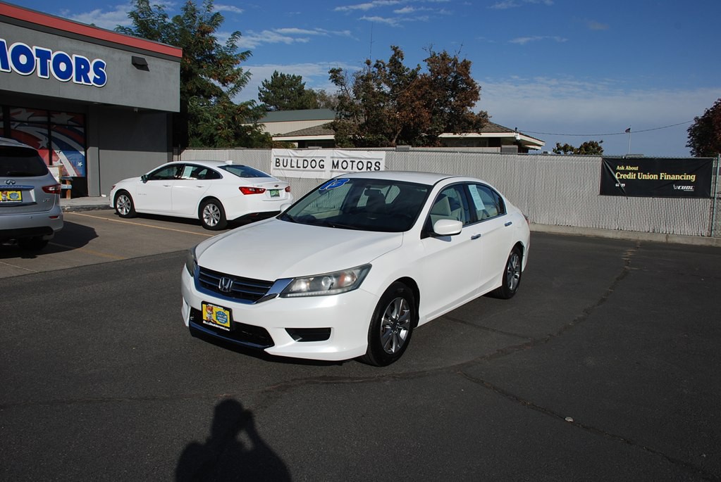 2013 Honda Accord Image 1