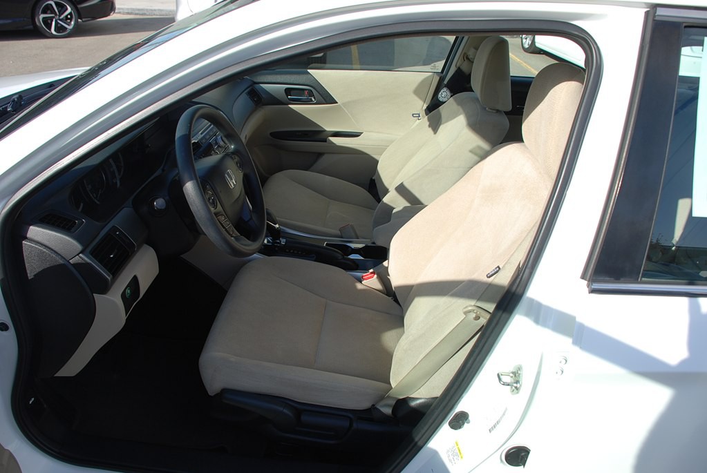 2013 Honda Accord Image 10