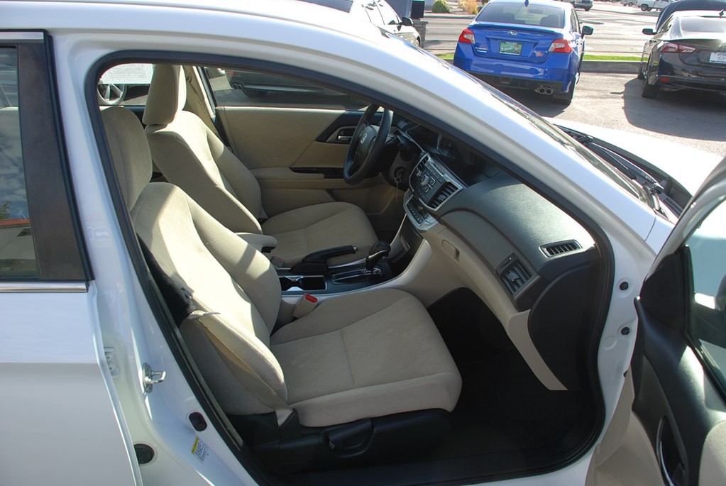 2013 Honda Accord Image 21