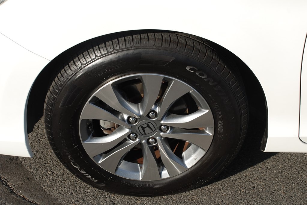 2013 Honda Accord Image 23