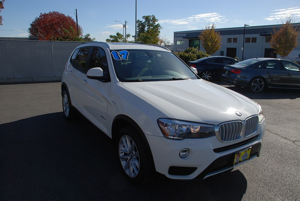 2017 BMW X3 Image 7