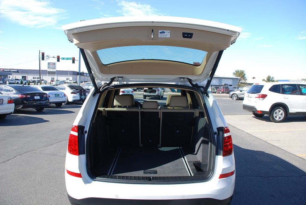 2017 BMW X3 Image 19