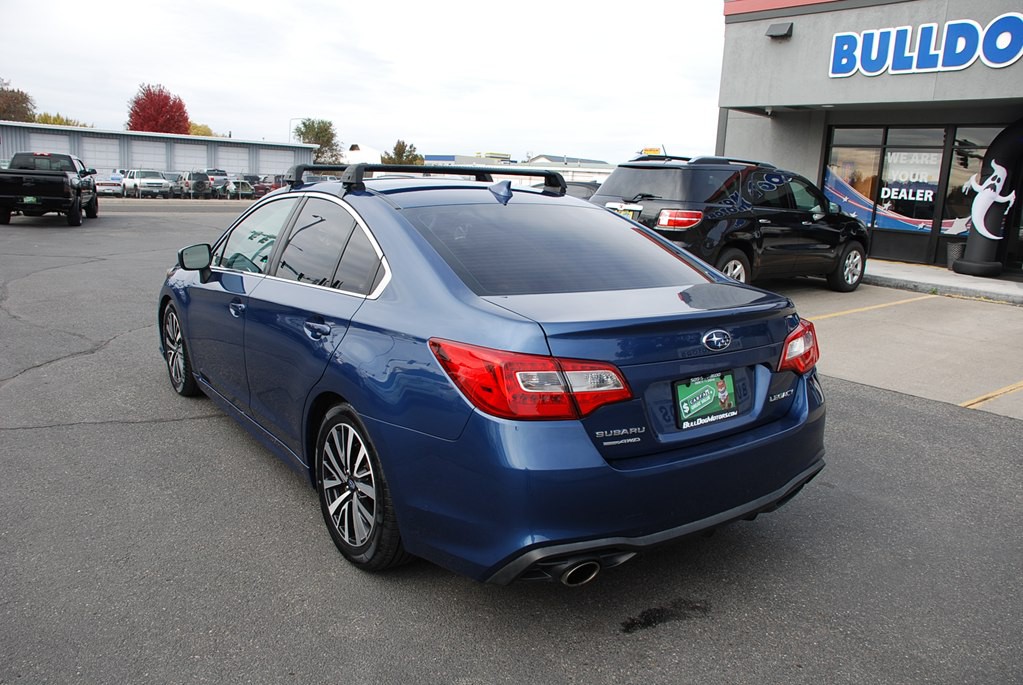 2019 Subaru Legacy Image 3