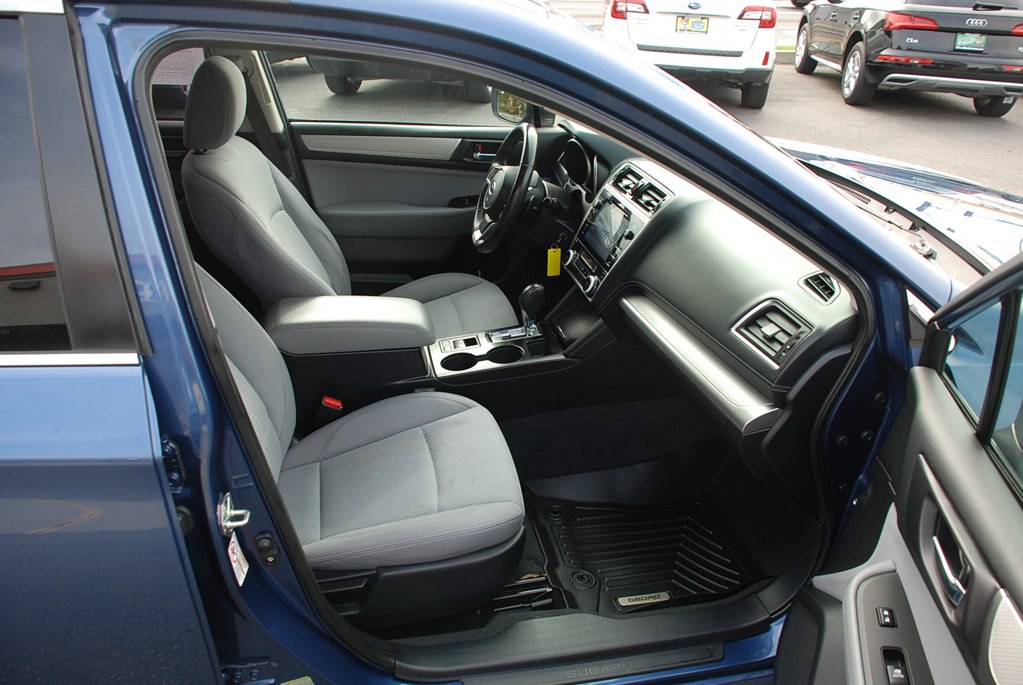 2019 Subaru Legacy Image 21