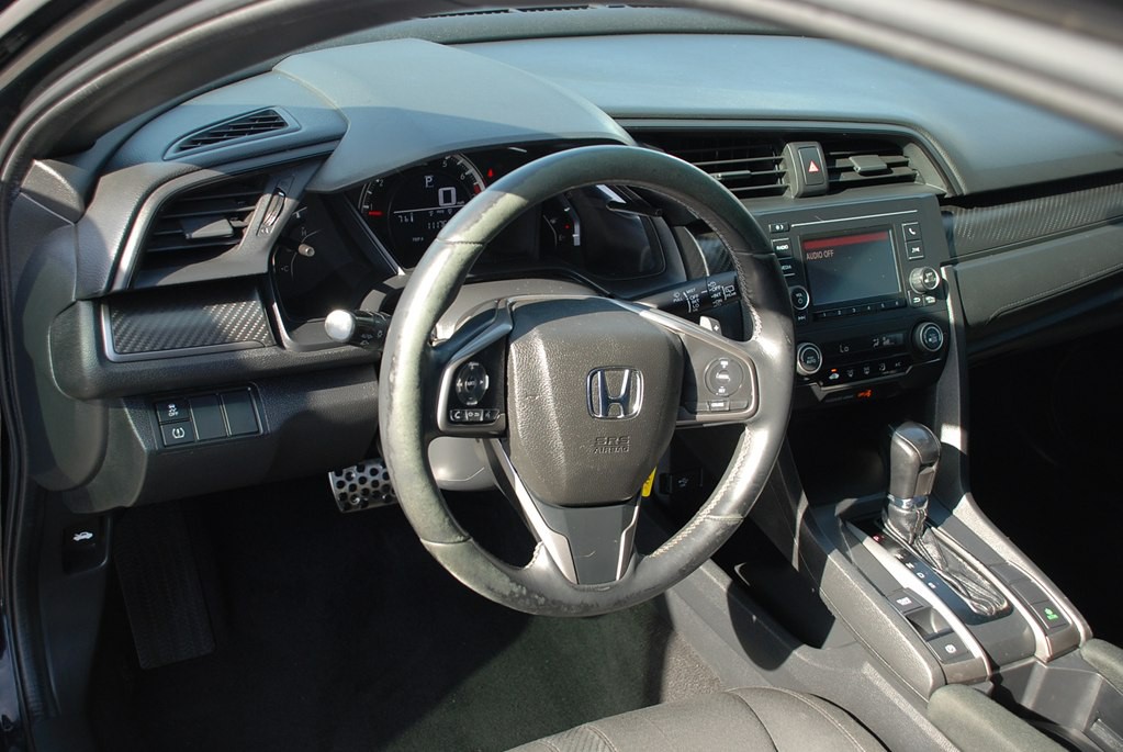 2018 Honda Civic Image 11