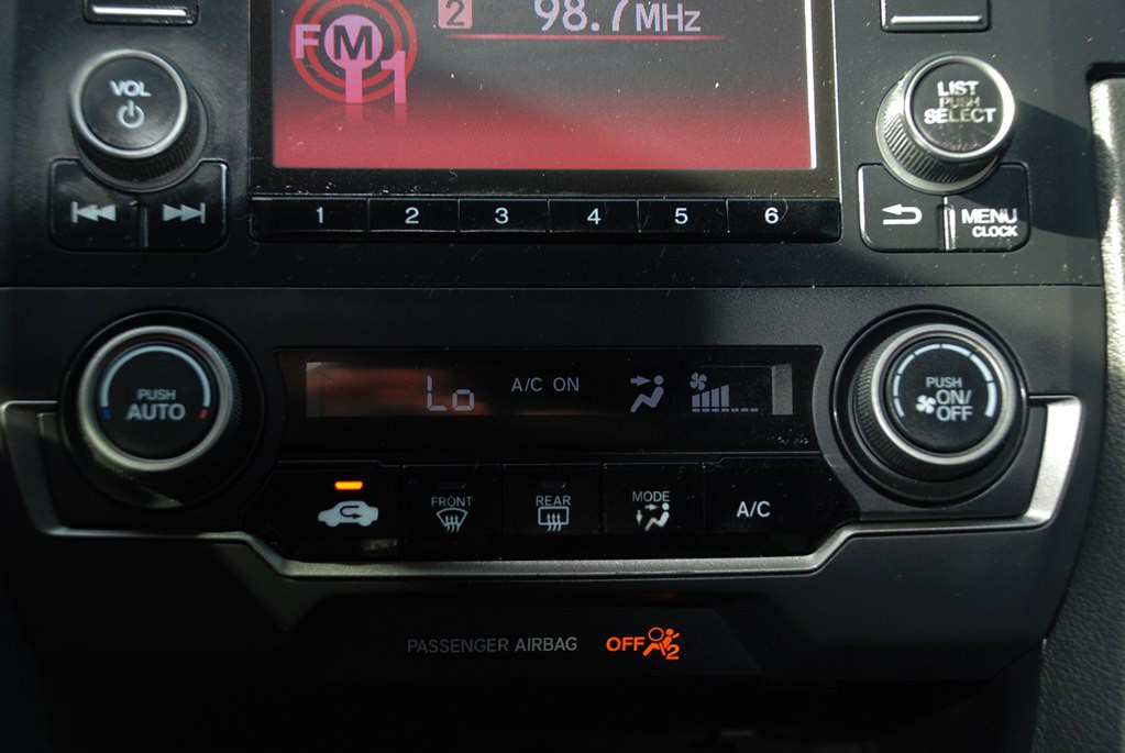 2018 Honda Civic Image 14