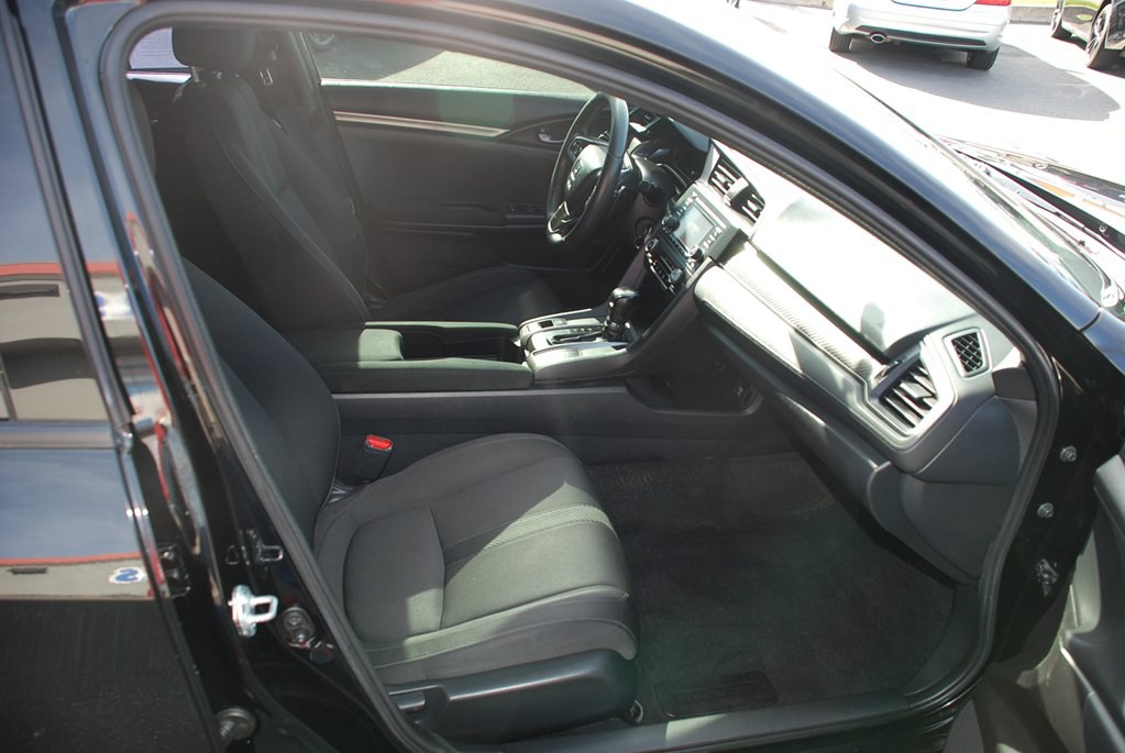 2018 Honda Civic Image 19