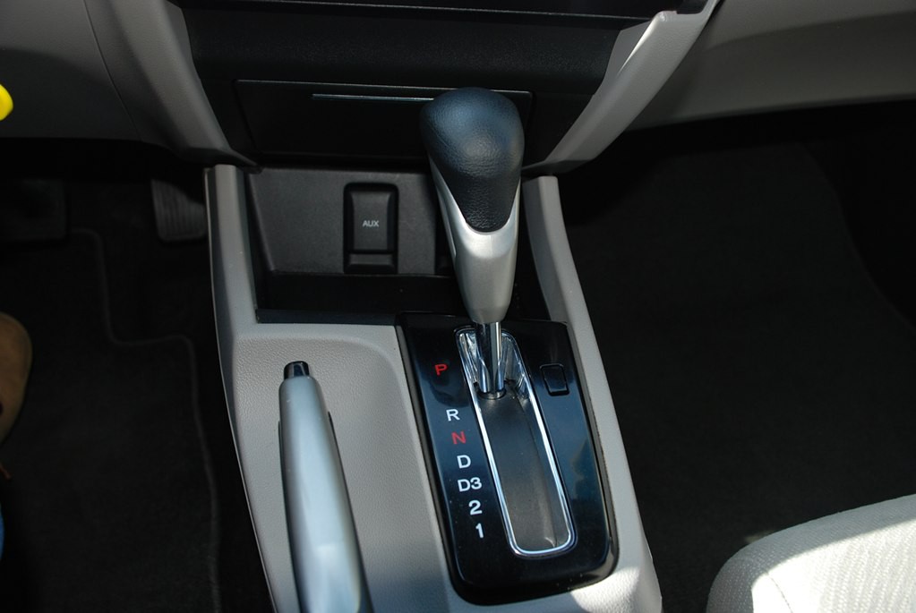 2013 Honda Civic Image 13