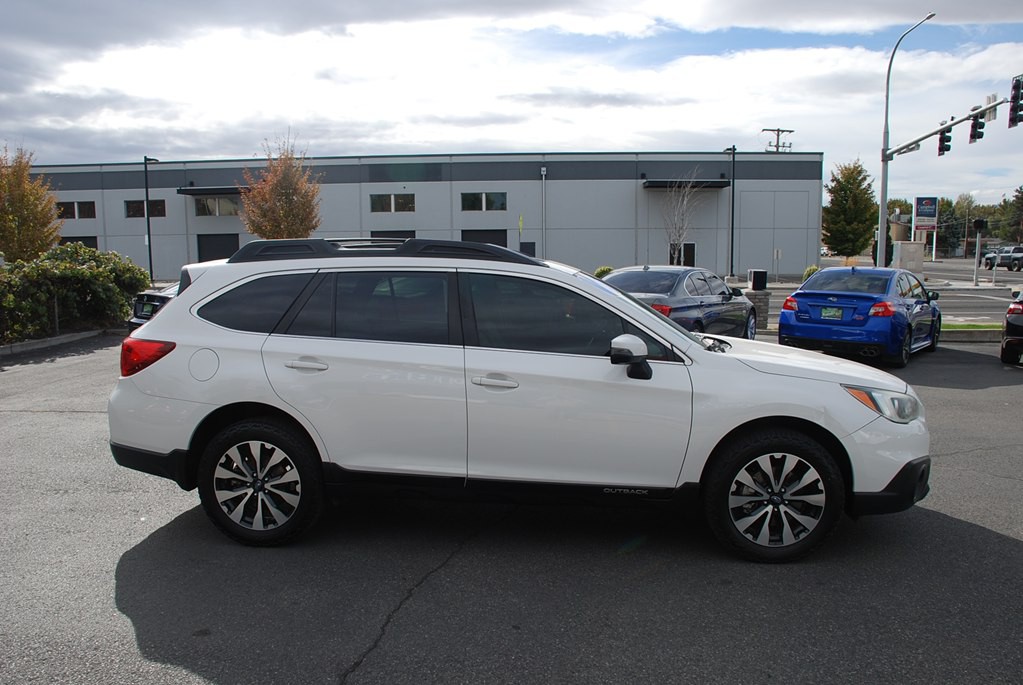 2016 Subaru Outback Image 6