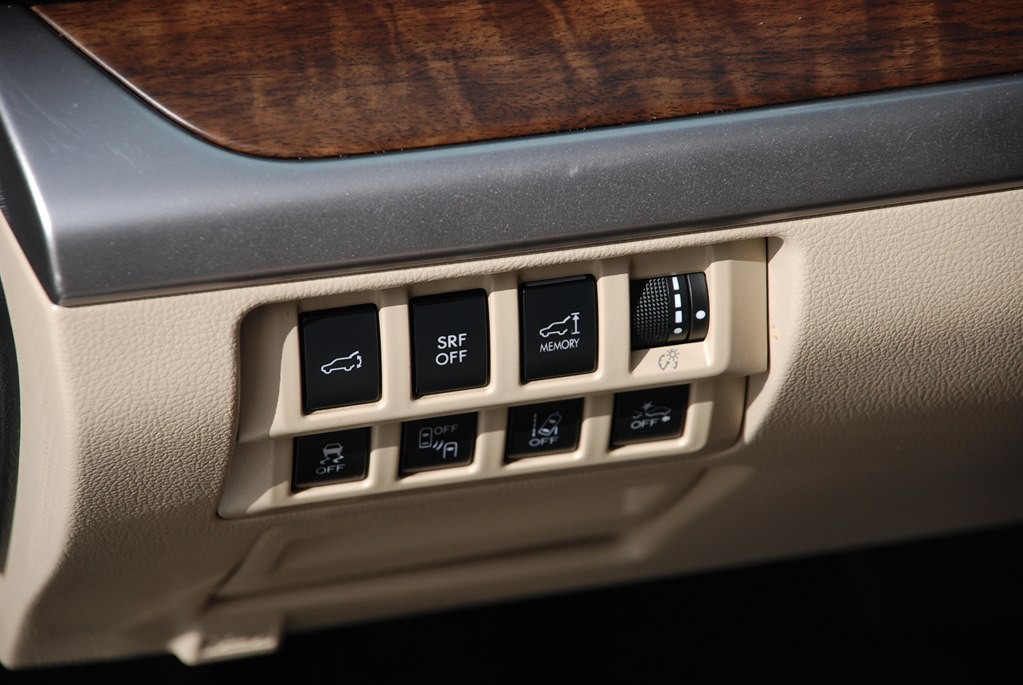 2016 Subaru Outback Image 12