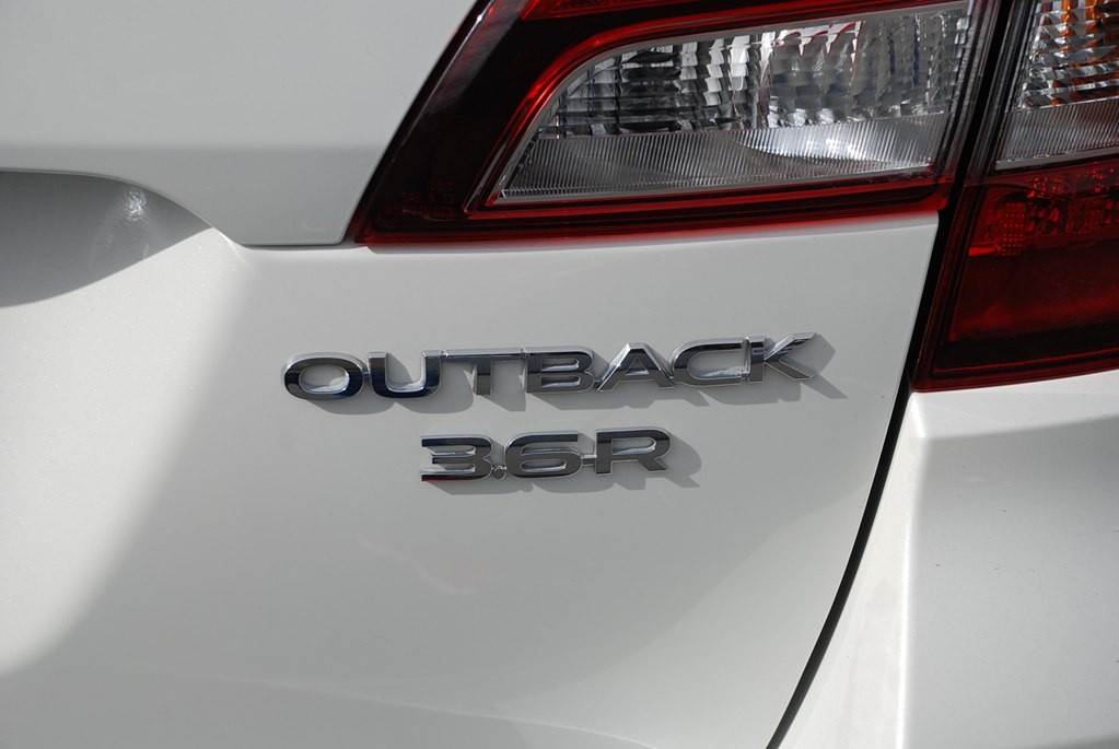 2016 Subaru Outback Image 23