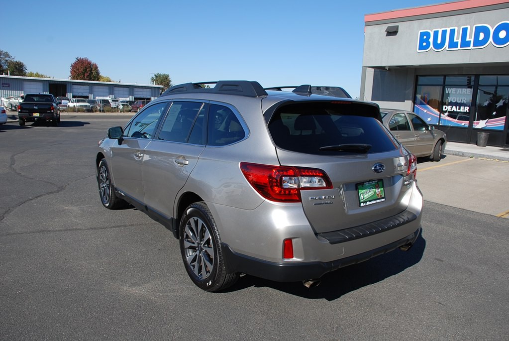 2016 Subaru Outback Image 3