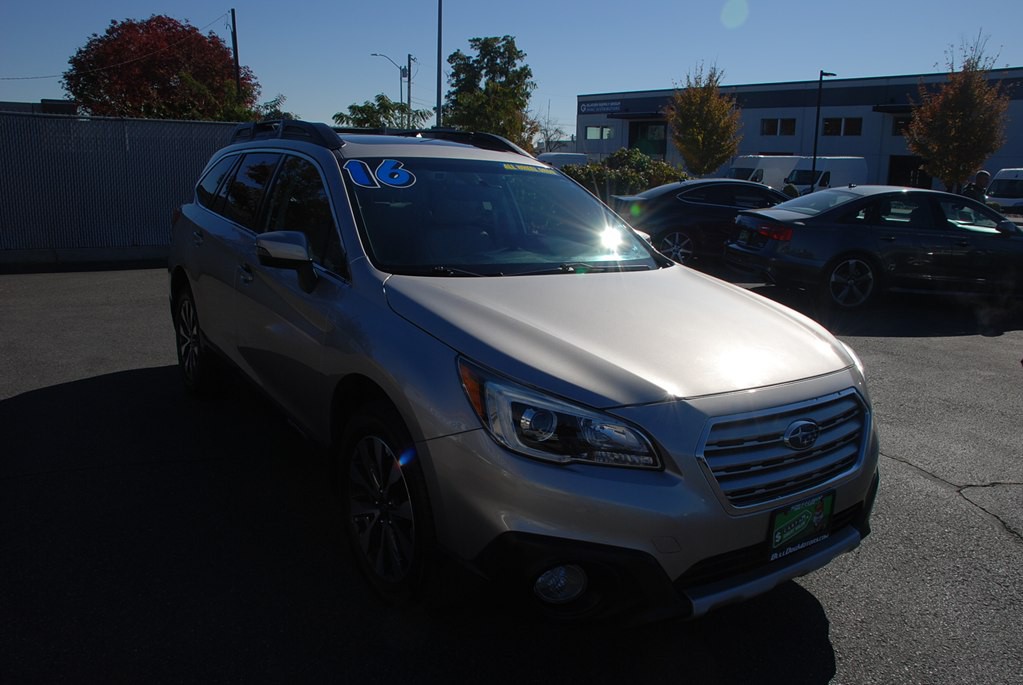 2016 Subaru Outback Image 7