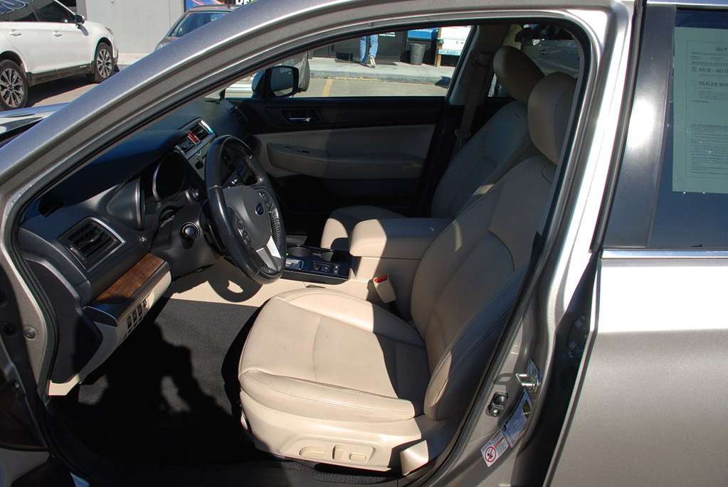 2016 Subaru Outback Image 11