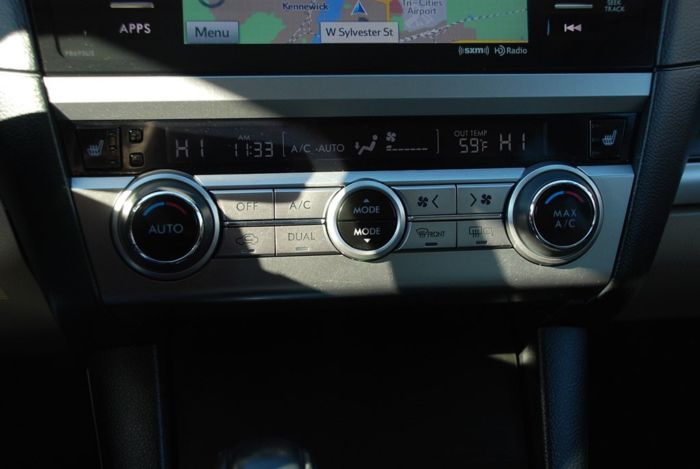 2016 Subaru Outback Image 17