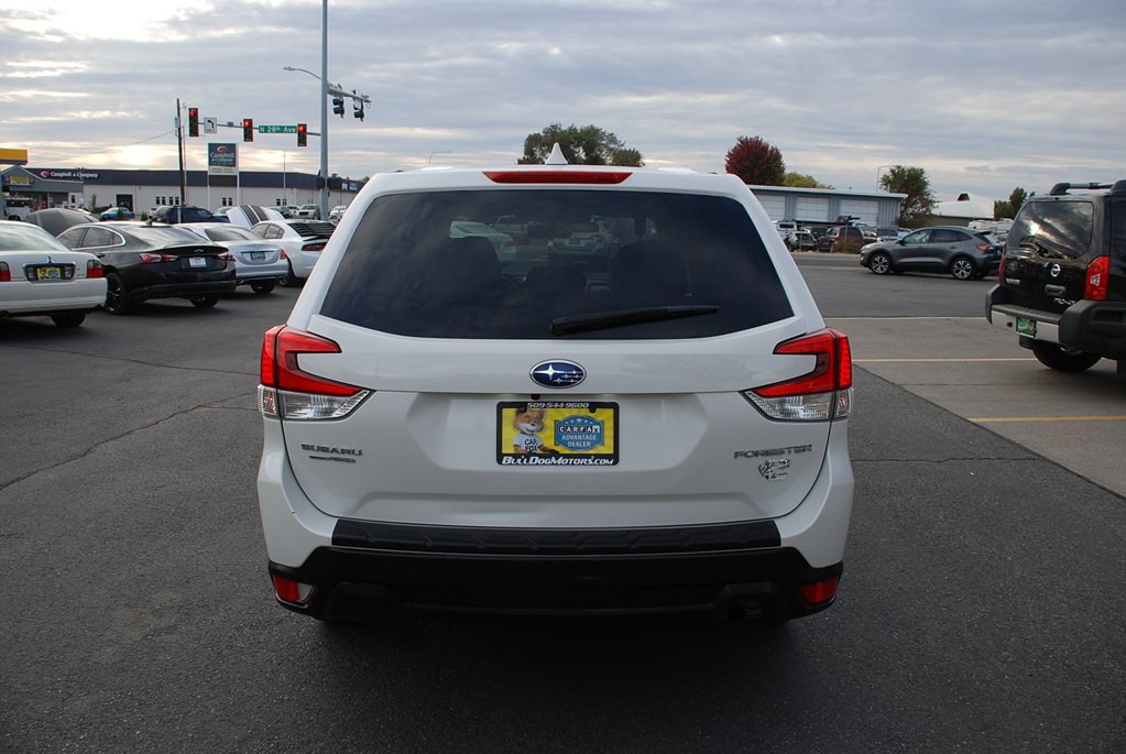 2021 Subaru Forester Image 4