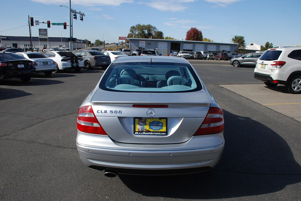 2005 Mercedes-Benz CLK-Class Image 4