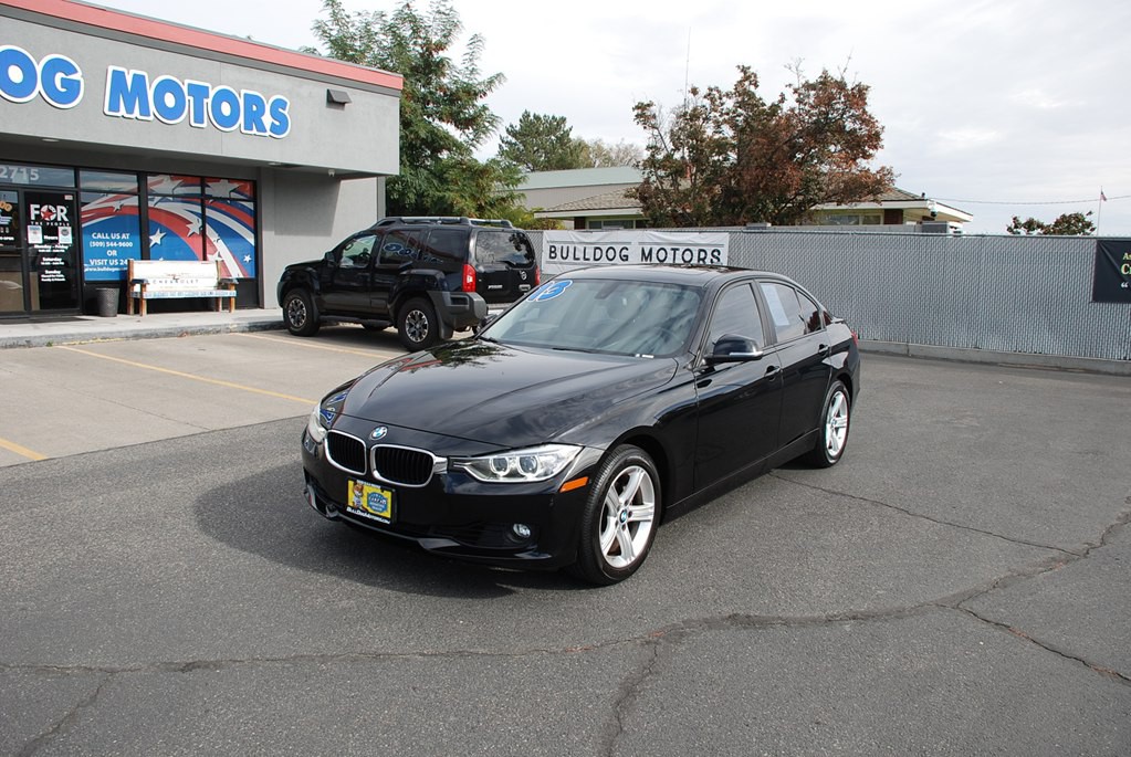 2013 BMW 3 Series Image 1