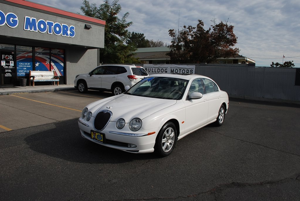 2004 Jaguar S-TYPE Image 1