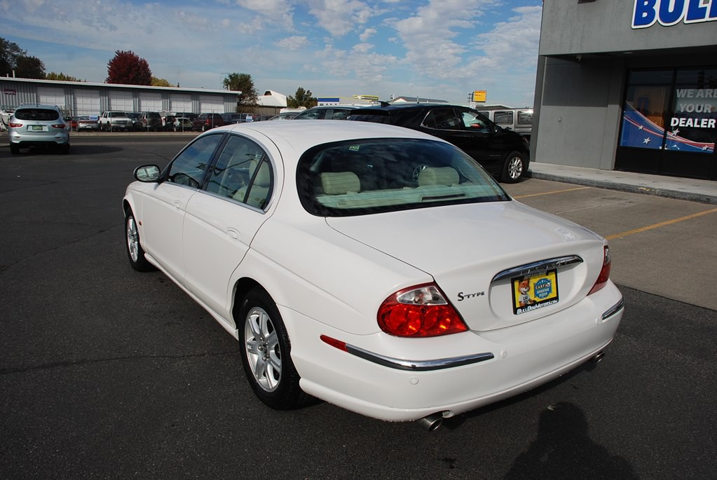2004 Jaguar S-TYPE Image 3