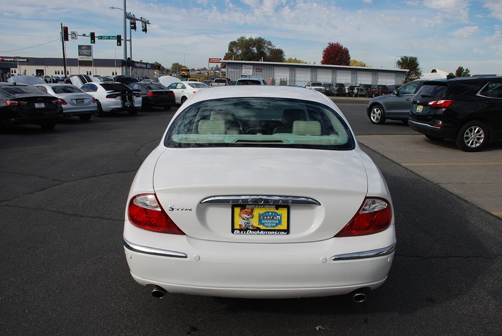 2004 Jaguar S-TYPE Image 4