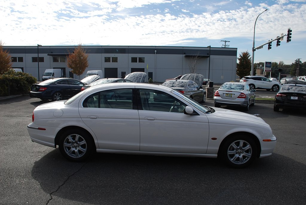 2004 Jaguar S-TYPE Image 6