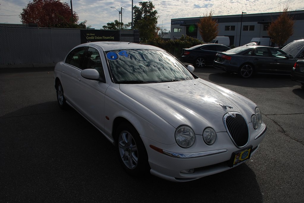 2004 Jaguar S-TYPE Image 7
