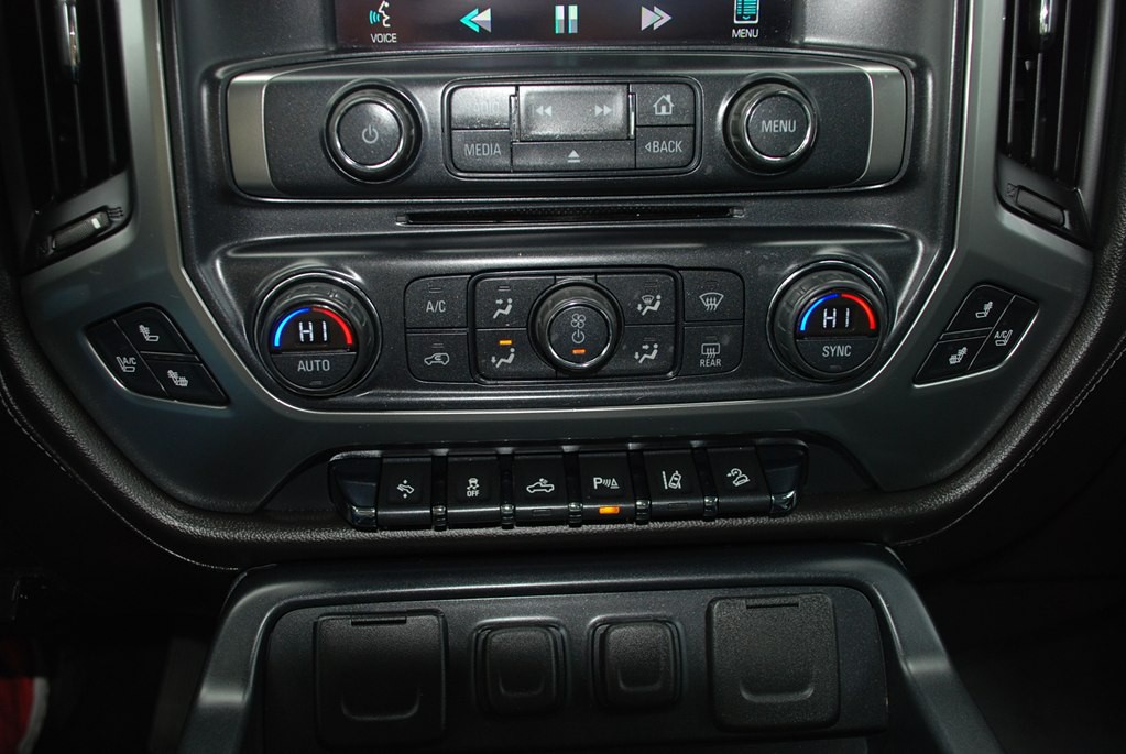 2015 Chevrolet Silverado 1500 Image 17