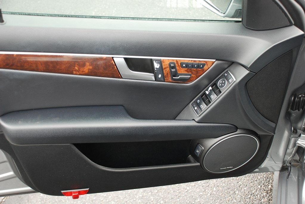 2012 Mercedes-Benz C-Class Image 9