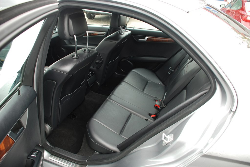 2012 Mercedes-Benz C-Class Image 20