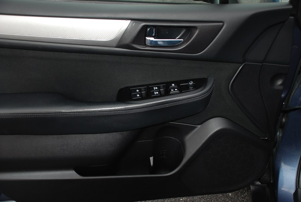 2016 Subaru Outback Image 9