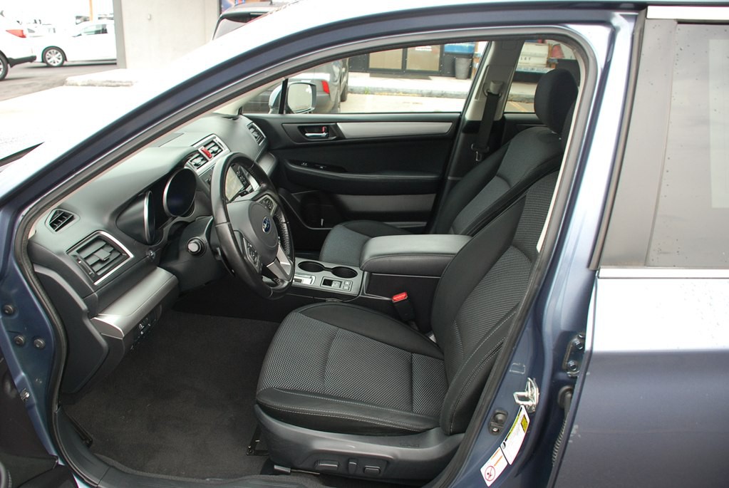 2016 Subaru Outback Image 10