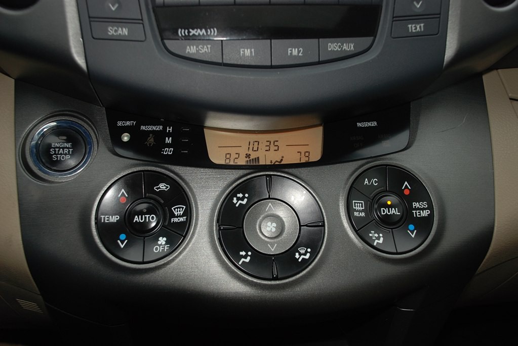 2009 Toyota Rav4 Image 16