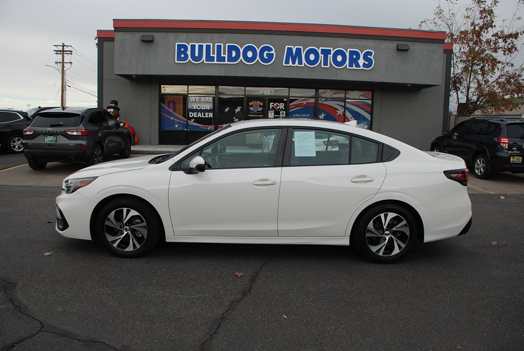 2023 Subaru Legacy Image 2