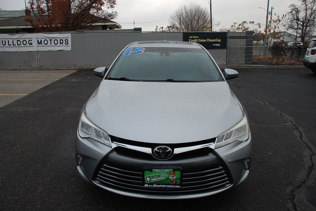 2015 Toyota Camry Image 8