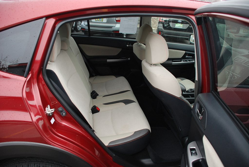 2017 Subaru Crosstrek Image 16