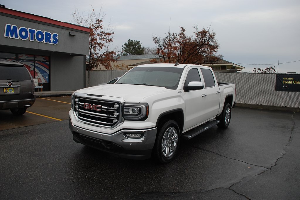 2018 GMC Sierra Image 1