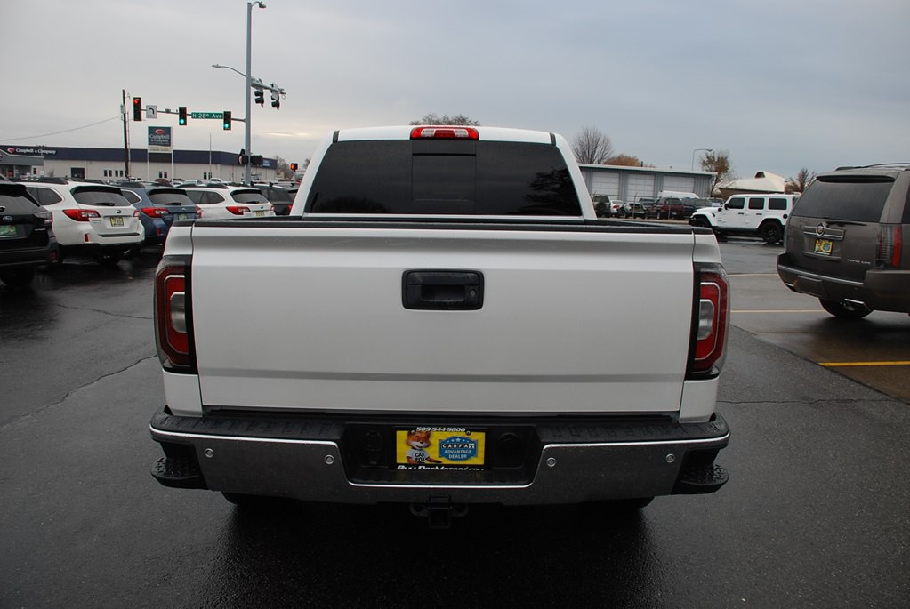 2018 GMC Sierra Image 4