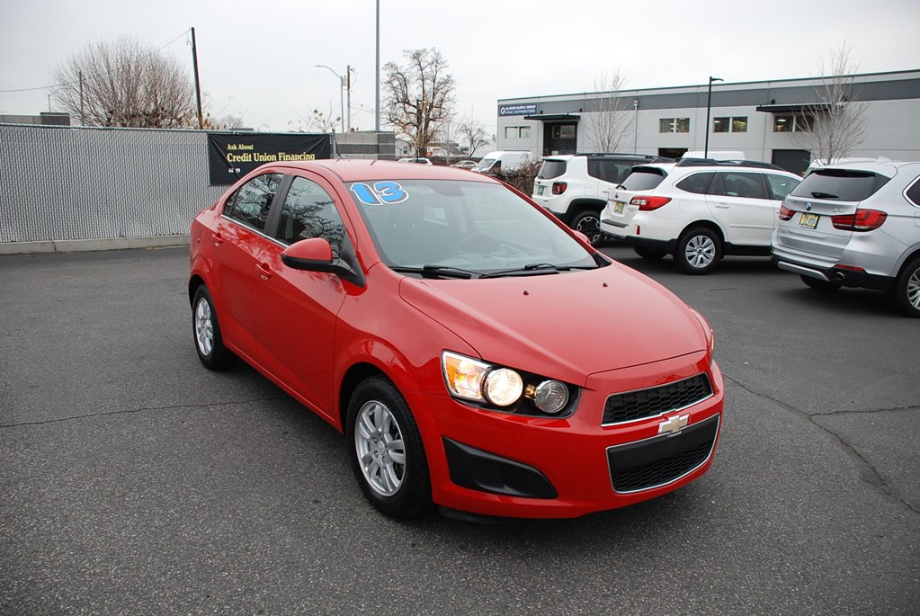2013 Chevrolet Sonic Image 7