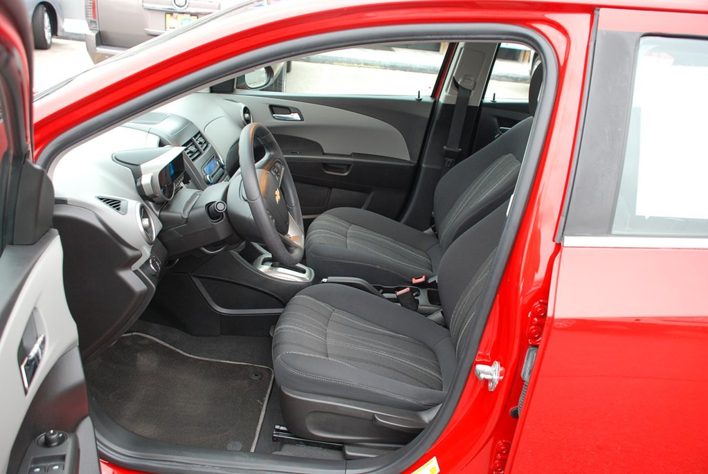 2013 Chevrolet Sonic Image 10