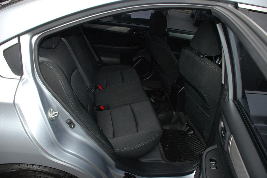 2017 Subaru Legacy Image 19