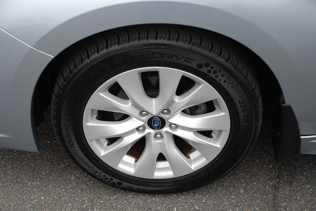 2017 Subaru Legacy Image 22