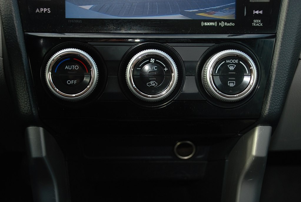 2018 Subaru Forester Image 16