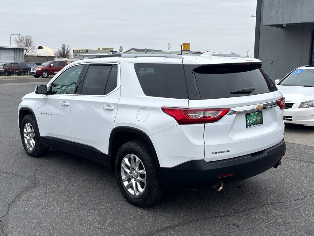 2018 Chevrolet Traverse Image 3
