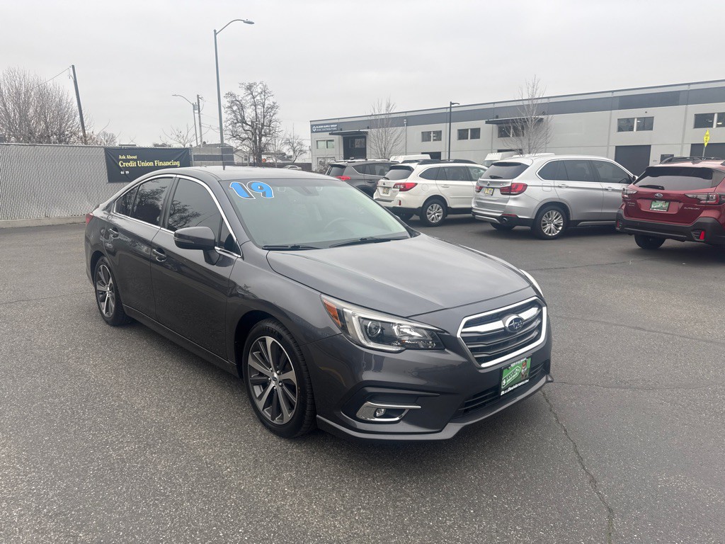 2019 Subaru Legacy Image 7