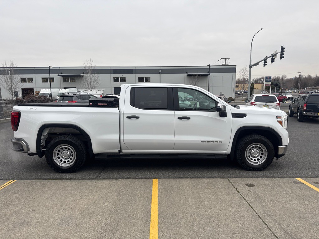 2022 GMC Sierra Image 8